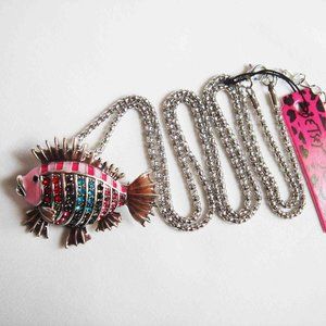 NWT MULTI COLORED CRYSTALS FISH NECKLACE BROOCH